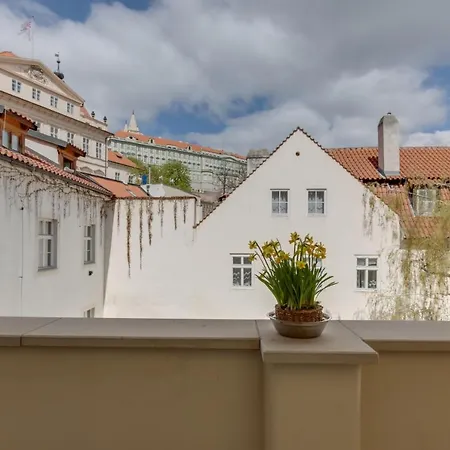 Appartement Thunovska 10